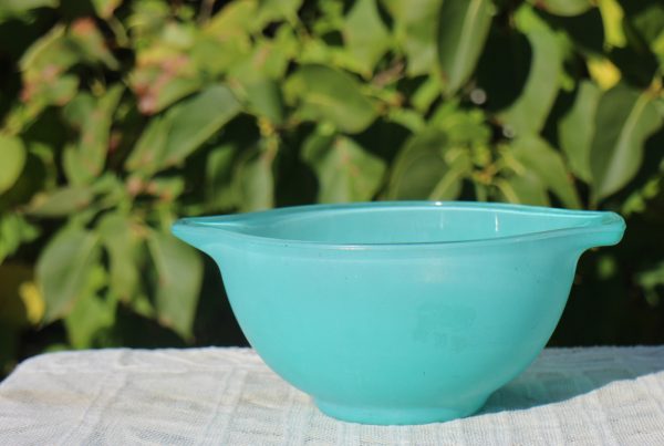 Ældre Pyrex skål