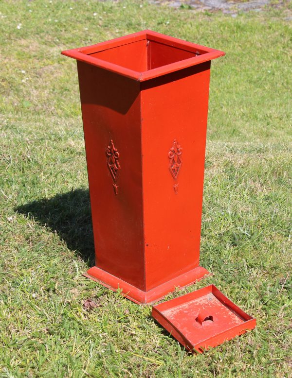 Gammelt paraplystativ