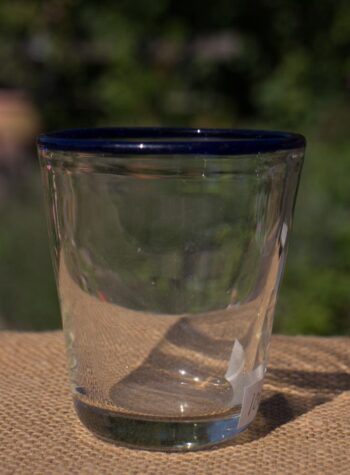 Gammelt drikkeglas