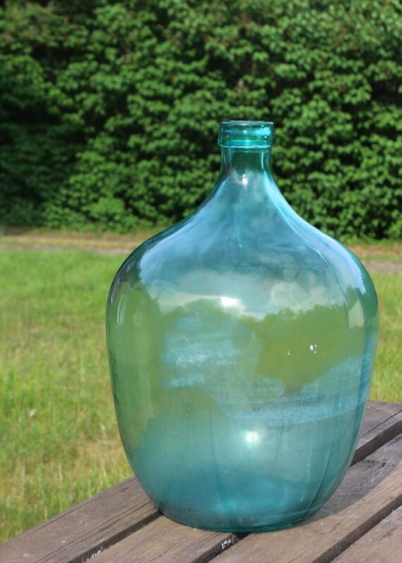 Gammel vinballon