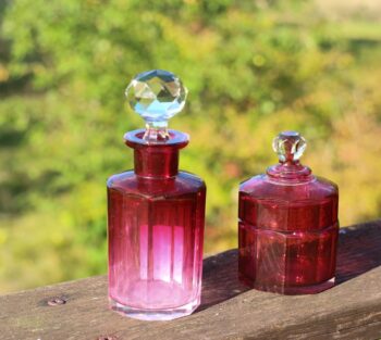 Parfume flakon og krukke