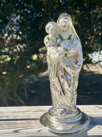 Gammel madonna i fattigmandssølv